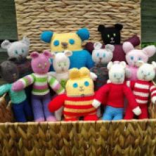 more teddies from Wendy of Highgate Hill :D